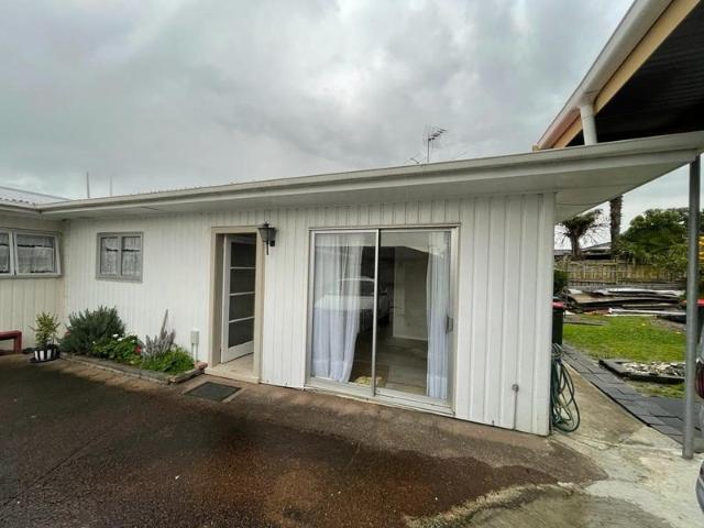 Apartment for rent in Hillsborough, Oroua County