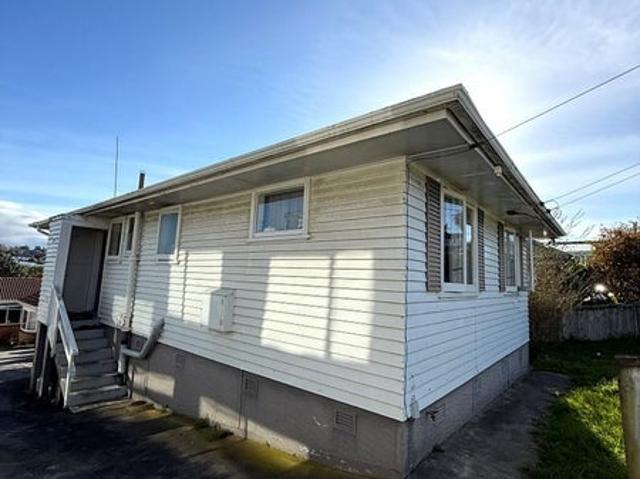 House for rent in Lynfield, Oroua County