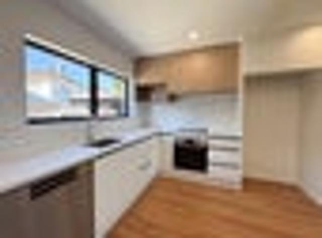 Townhouse for rent in Mount Roskill, Oroua County