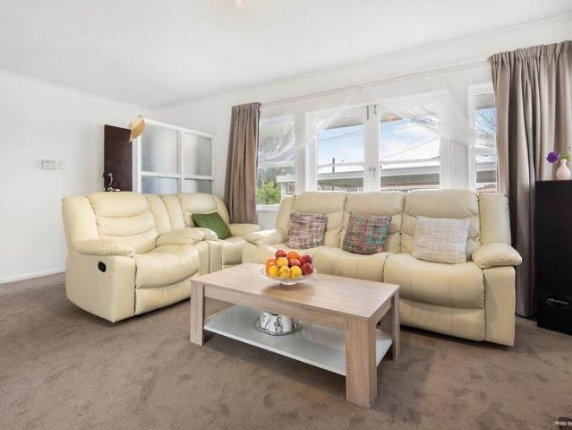 House for rent in Lynfield, Oroua County
