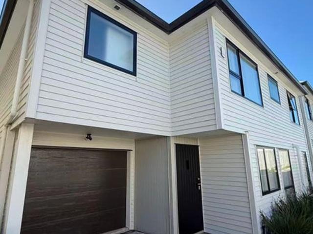 House for rent in Three Kings, Oroua County