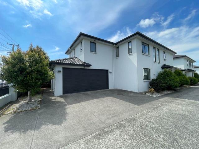 House for rent in Hillsborough, Oroua County