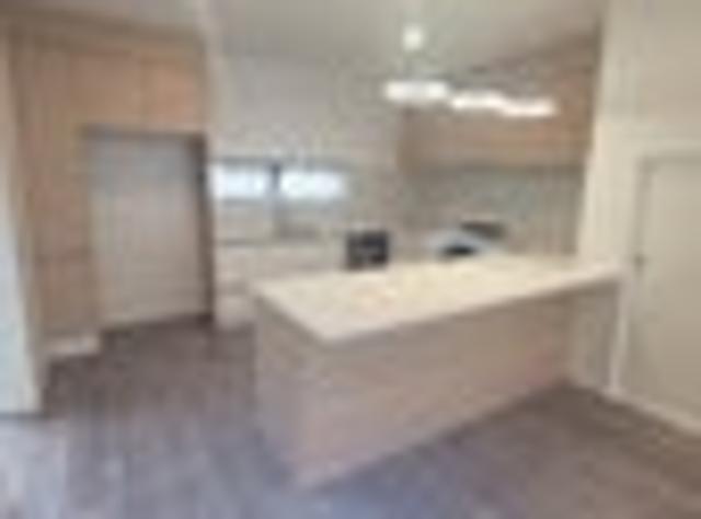 Townhouse for rent in Hillsborough