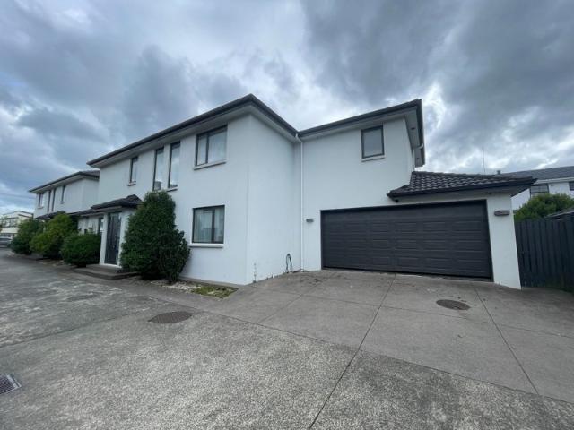 House for rent in Hillsborough, Oroua County