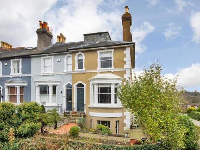 House for sale in Broadwater Down, Sandown Park