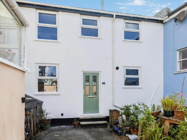Apartment for rent in Stonehouse, Mount Wise