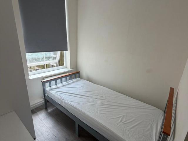 Room for rent in Potters Corner, East Midlands