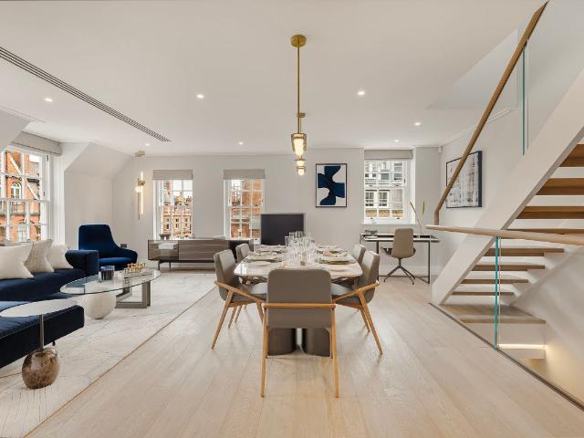 Apartment for rent in Mayfair, Greater London