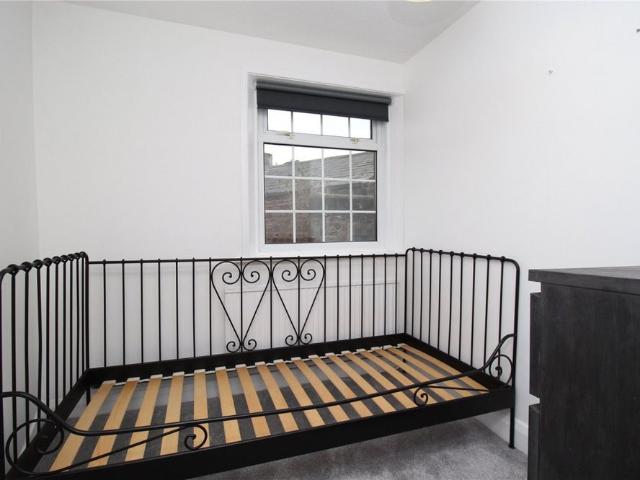House for rent in Woolton, Calderstones