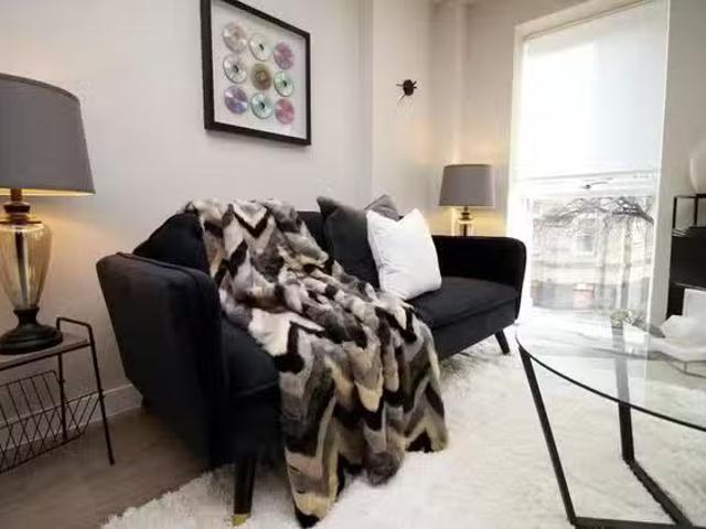 Apartment for rent in Cardiff Bay, Falcon Lodge