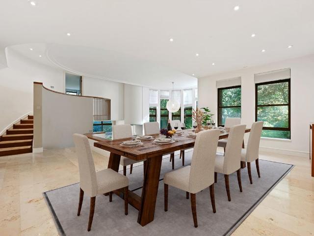 Apartment for rent in Belsize Park, Greater London