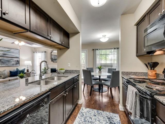 Apartment for rent in Desoto, Texas