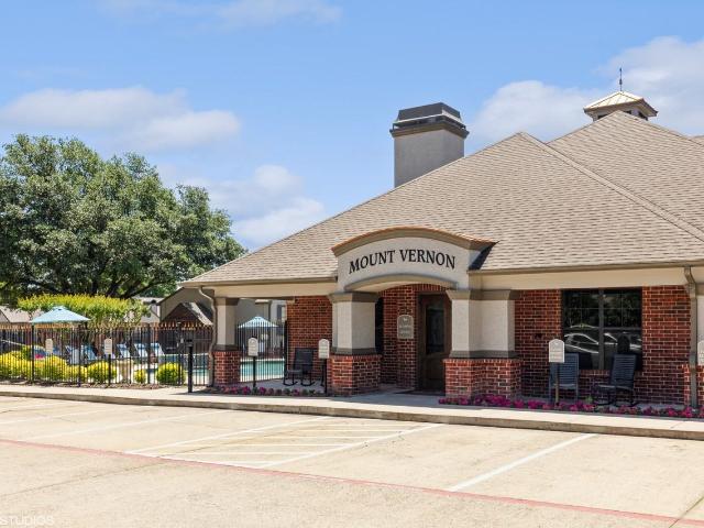 Apartment for rent in Desoto, Texas