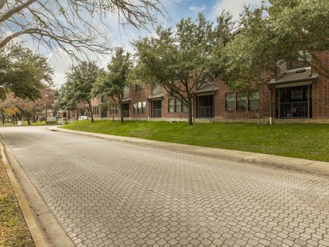 Apartment for rent in Desoto, Texas