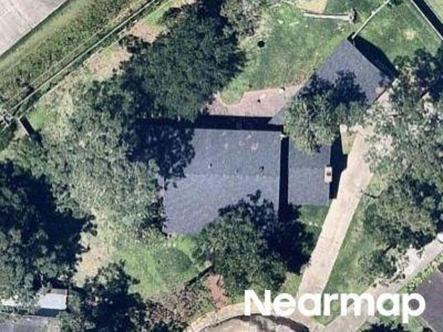 House for sale in Dickinson, Galveston County