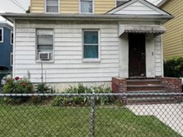 House for sale in New York