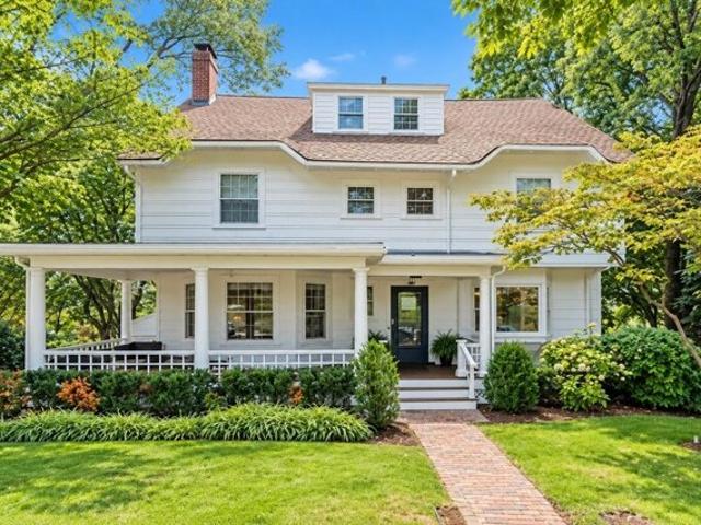 House for sale in West Newton, Newton