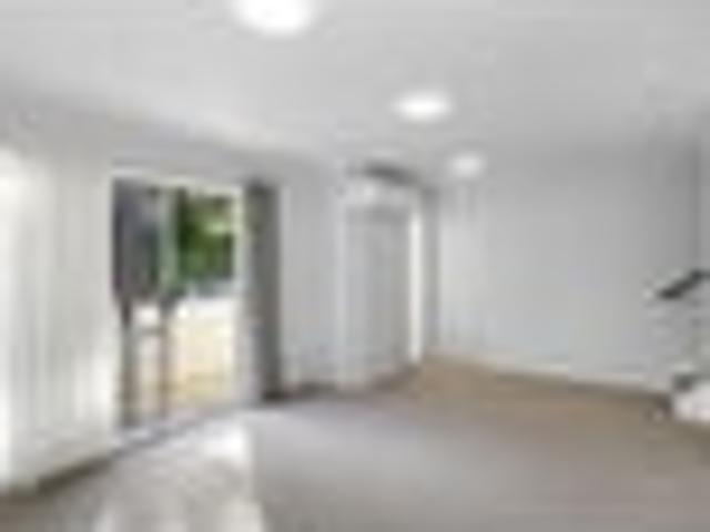 Townhouse for rent in Matata, Wellington