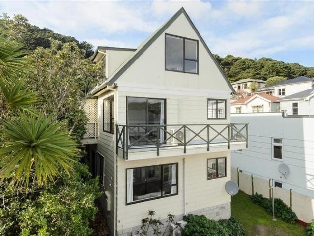 Apartment for rent in Matata, Wellington