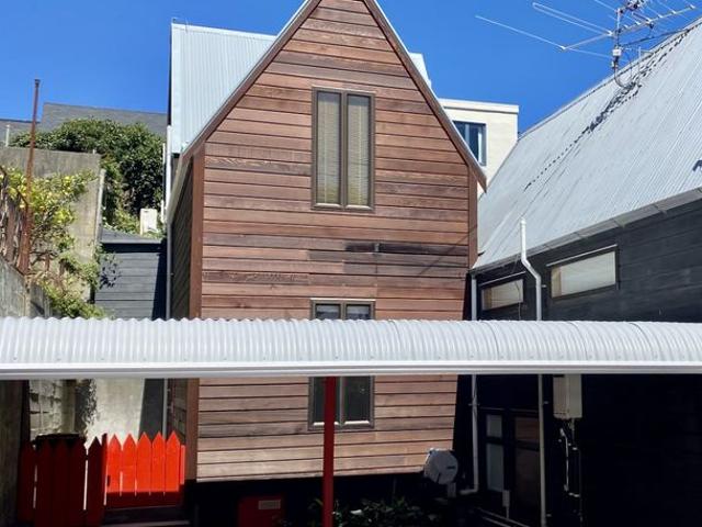 House for rent in Oriental Bay, Wellington