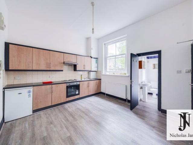 Studio for rent in Ferme Park, Greater London