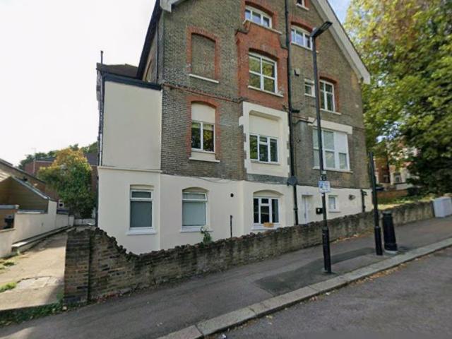 House for rent in Stroud Green, Greater London