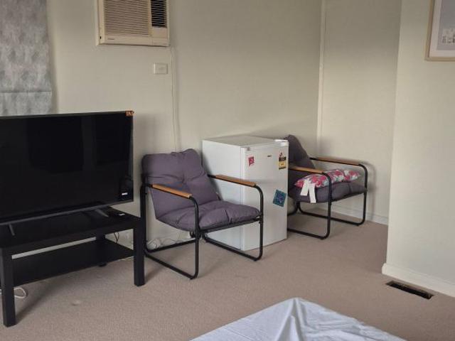 Room for rent in Camerons Creek, Victoria