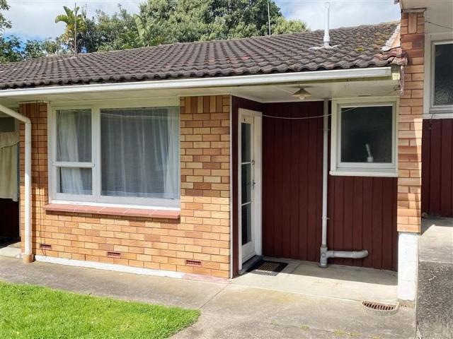 Apartment for rent in Penrose, Oroua County
