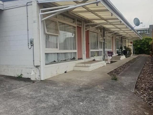 Apartment for rent in Penrose, Oroua County