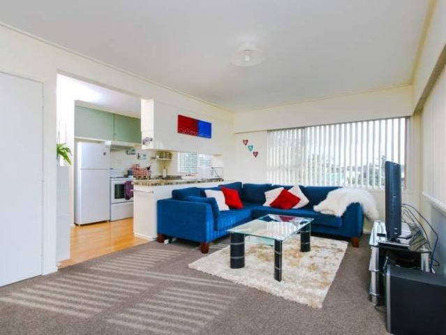 Apartment for rent in Mount Wellington, Oroua County