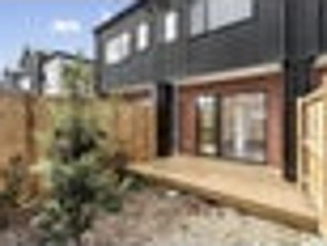 Townhouse for rent in Richmond Quarry, Maungakiekie-Tāmaki