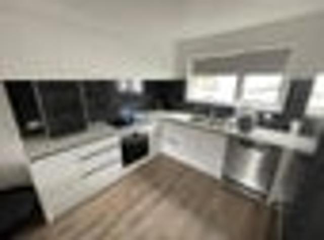 Townhouse for rent in Mount Wellington