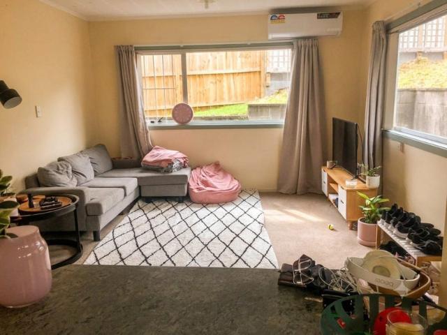 Apartment for rent in Penrose, Oroua County