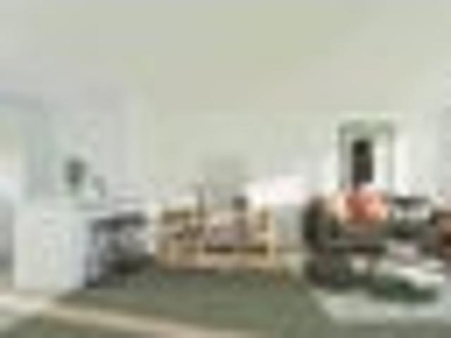 Townhouse for rent in Mount Wellington