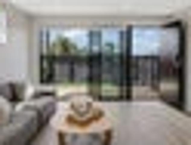 Townhouse for rent in Mount Wellington, Oroua County