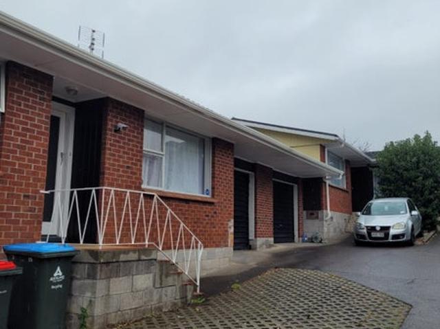 Apartment for rent in Penrose, Oroua County