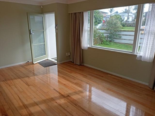 House for rent in Penrose, Oroua County