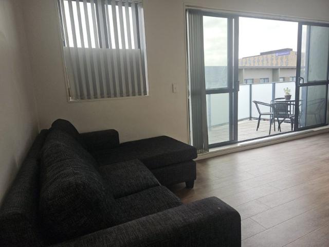 Apartment for rent in Penrose, Oroua County