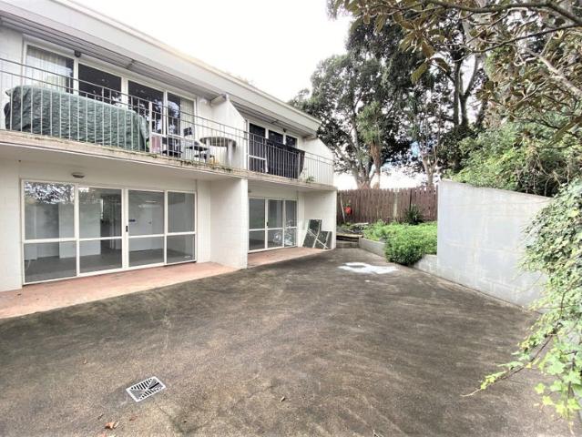 Apartment for rent in Penrose, Oroua County