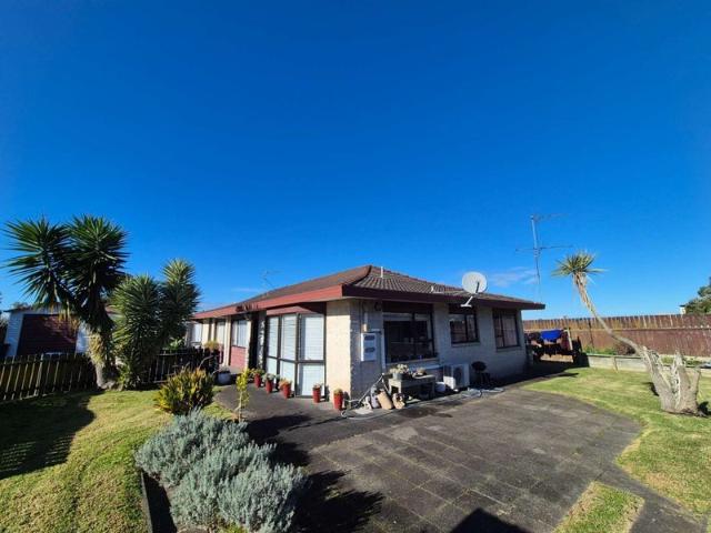 House for rent in Penrose, Oroua County