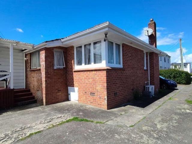 Apartment for rent in Maungakiekie-Tāmaki, Auckland