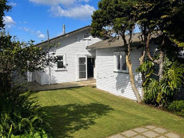 House for rent in Panmure, Oroua County