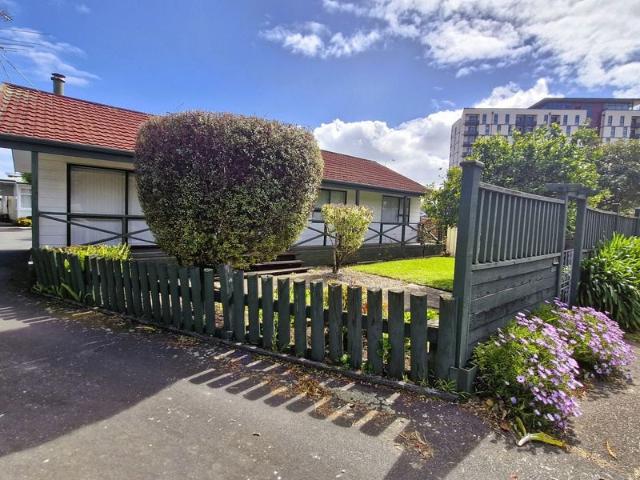 House for rent in Mount Wellington, Oroua County