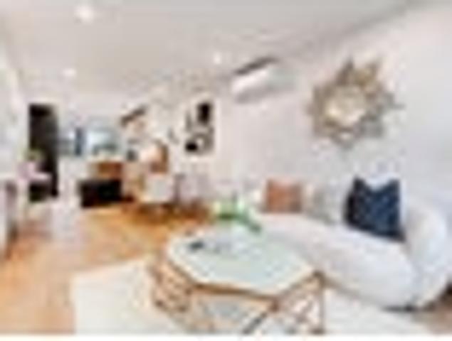 Townhouse for rent in Mount Wellington