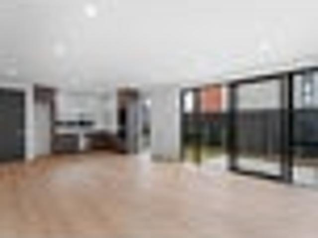 Townhouse for rent in Mount Wellington, Oroua County