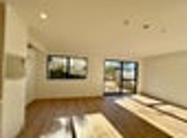 Townhouse for rent in Mount Wellington