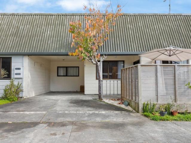 Apartment for rent in Mount Wellington, Oroua County