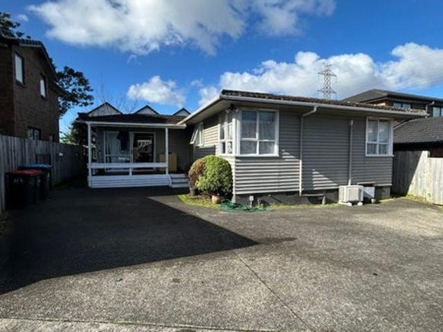 House for rent in Penrose, Oroua County