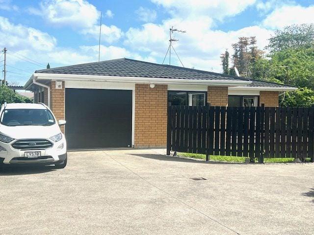 House for rent in Penrose, Oroua County