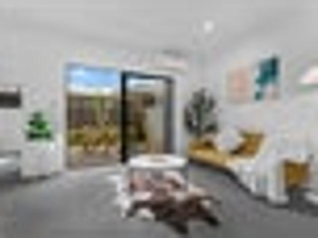 Townhouse for rent in Mount Wellington